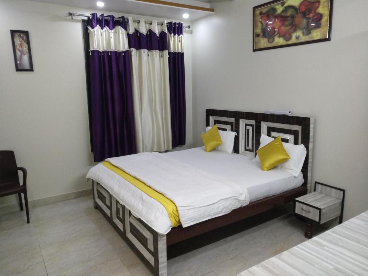 Hotel Rb Palace Dhaulpur Zewnętrze zdjęcie