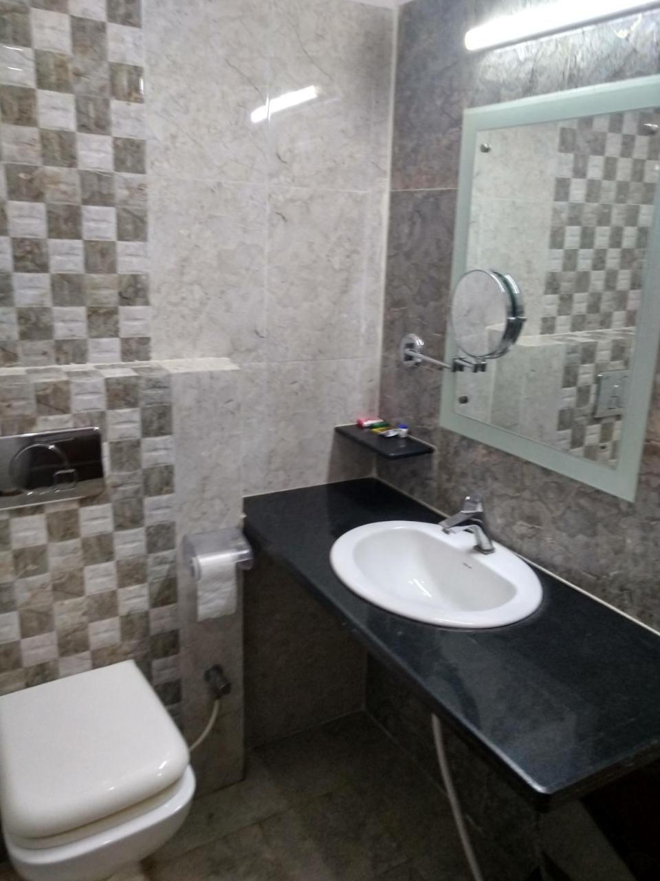 Hotel Rb Palace Dhaulpur Zewnętrze zdjęcie