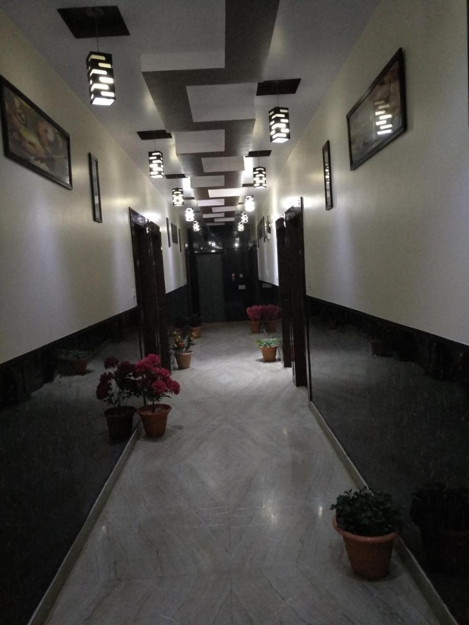 Hotel Rb Palace Dhaulpur Zewnętrze zdjęcie