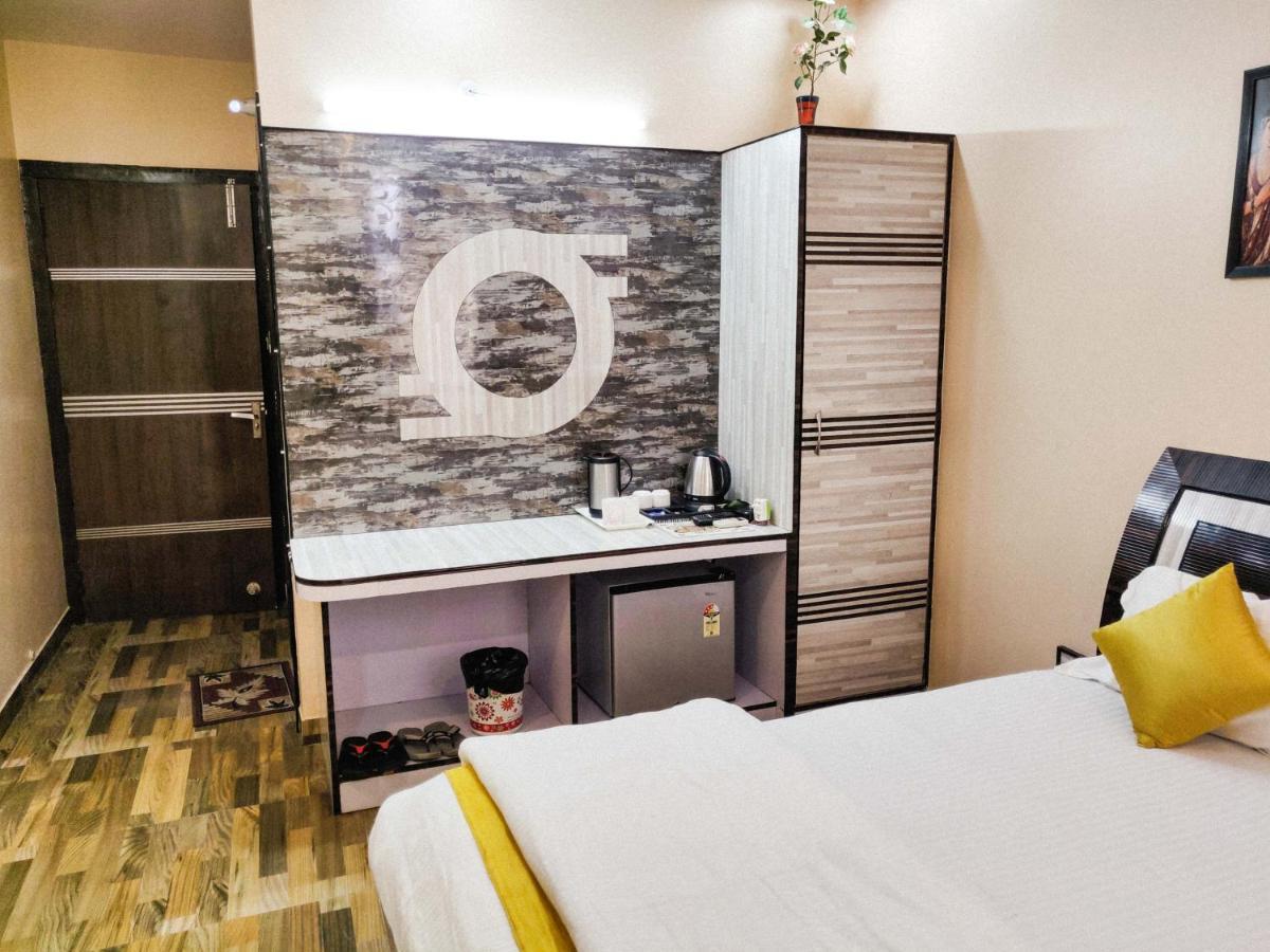 Hotel Rb Palace Dhaulpur Zewnętrze zdjęcie