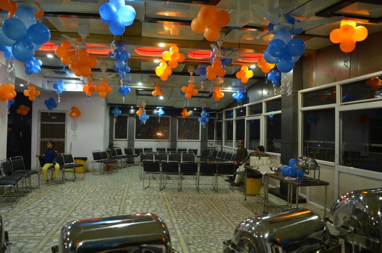 Hotel Rb Palace Dhaulpur Zewnętrze zdjęcie