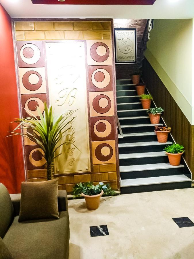 Hotel Rb Palace Dhaulpur Zewnętrze zdjęcie